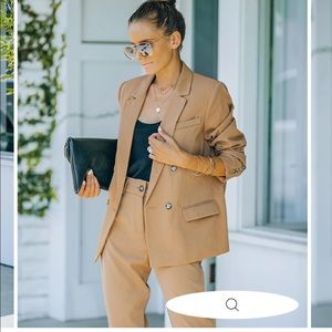 Long Shot Pocketed Blazer